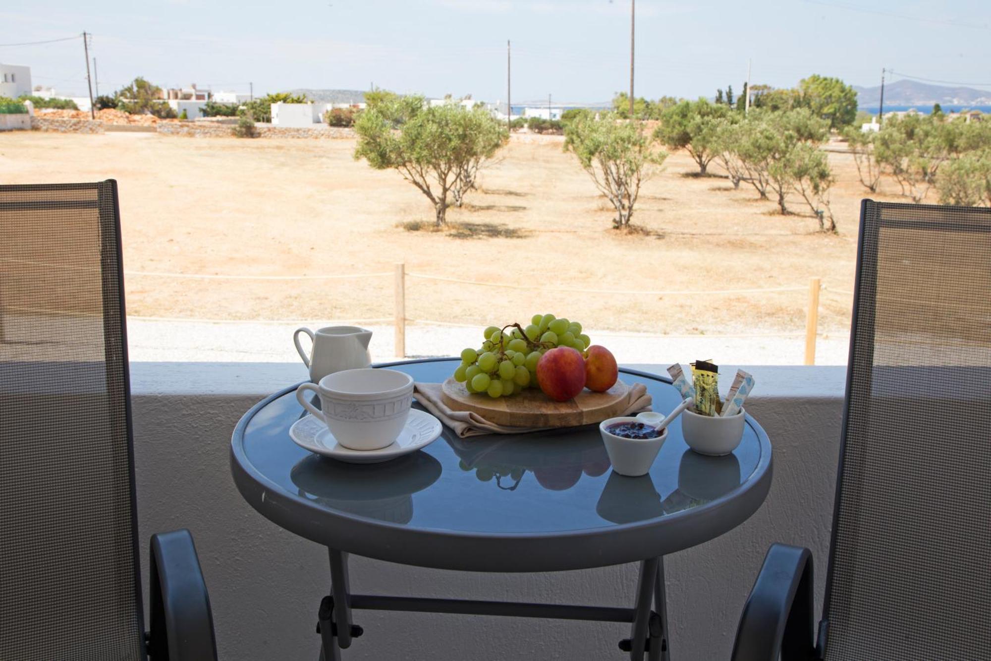 Paros King Aparthotel Aliki  Ngoại thất bức ảnh